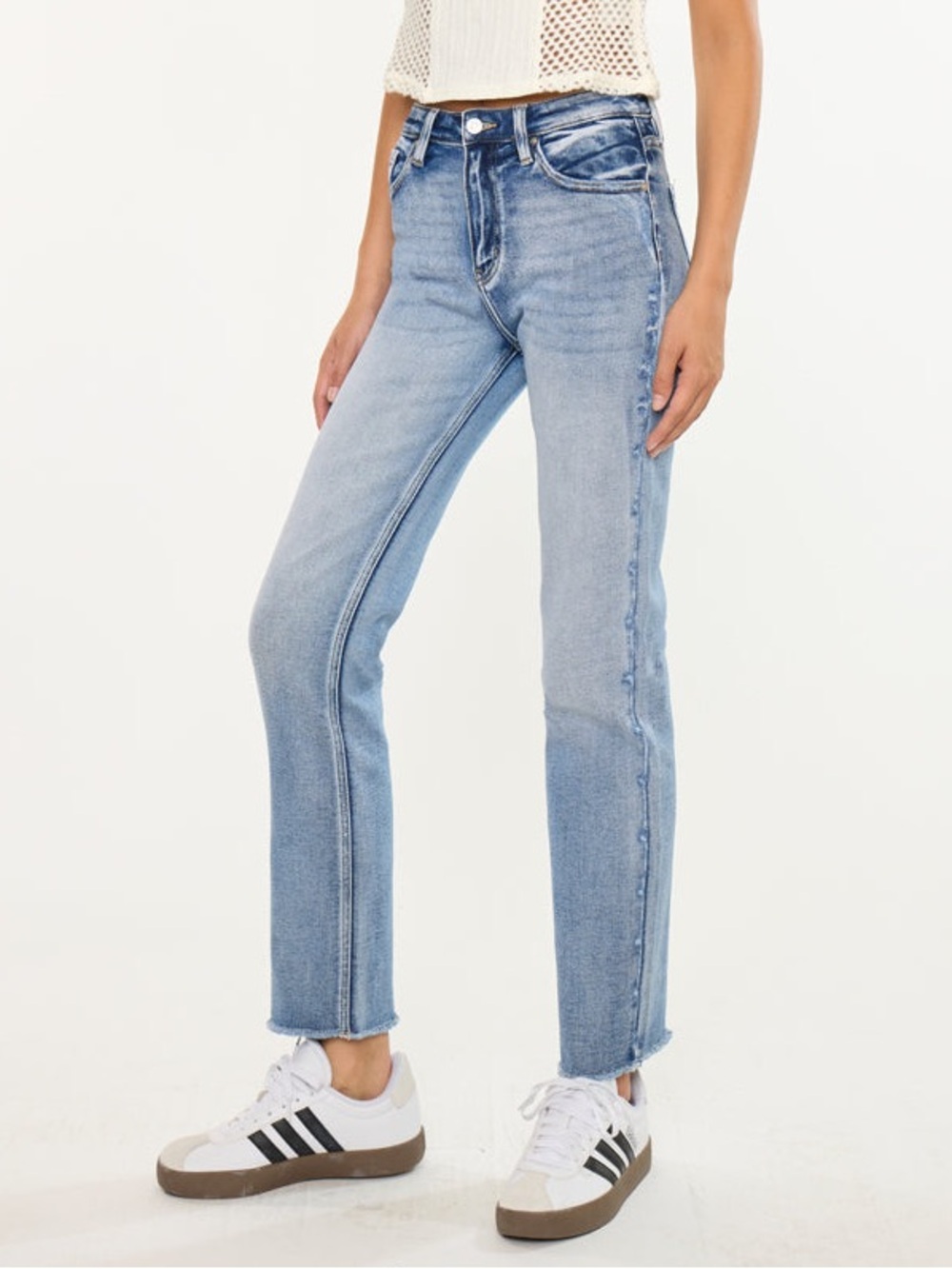 KanCan Sadie High Rise Straight Jeans Size 5/26 Light Wash Distressed Frayed Hem